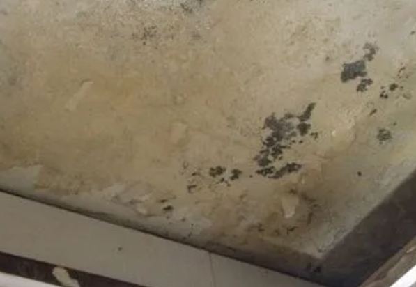 七台河市阳台漏水维修公司分享下七台河市卫生间渗水维修需要注意哪些问题。
